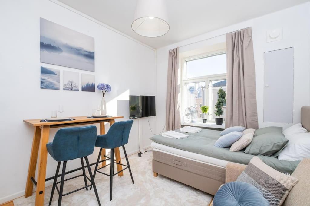 Appartamento Elegant In Downtown - Free Wi-fi *